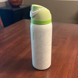 Boo ya glow in the dark Owala 32oz water bottle